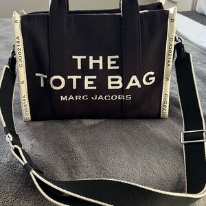 Marc Jacobs Black and White Tote Bag Size Medium
